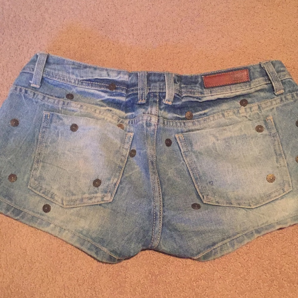 Shorts - Picture 2 of 2
